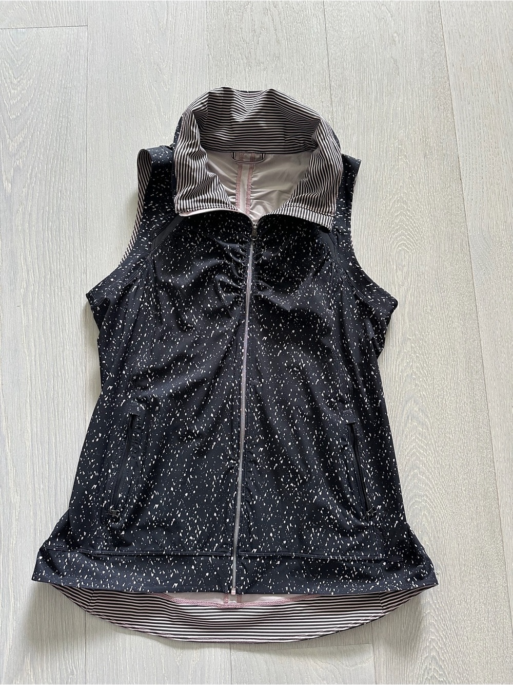lululemon athletica Black Speckled Sleeveless Zip Vest